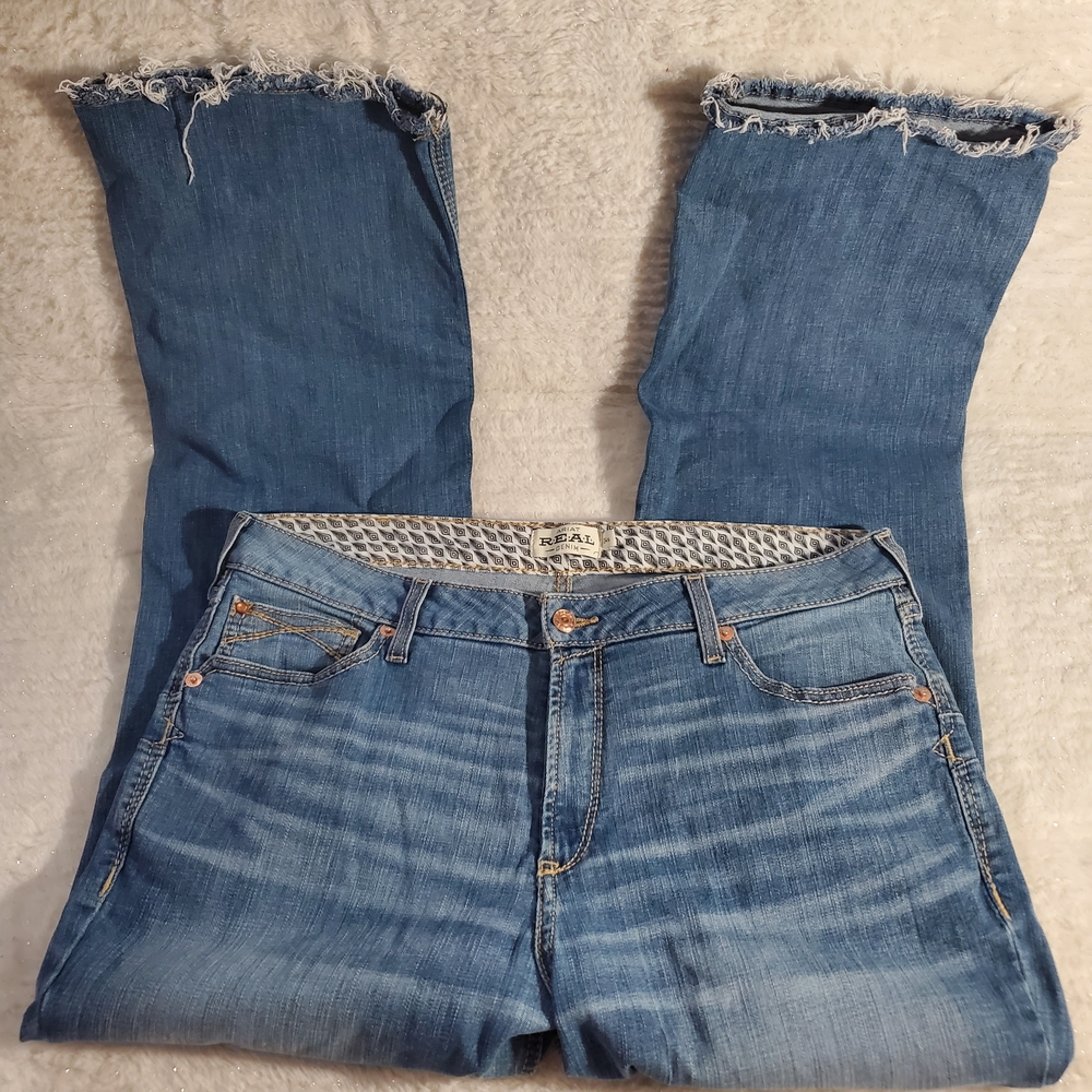Ariat Women's Medium Blue Jeans with Frayed Hem